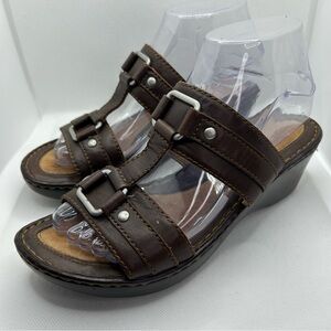 Born “Kimi" Dark Brown Leather Wedge Sandals
Strappy, Open-toe Design sz 7